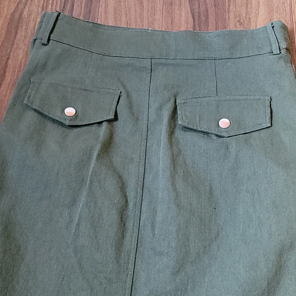 Jealous Tomato skirt size large - Picture 5 of 7